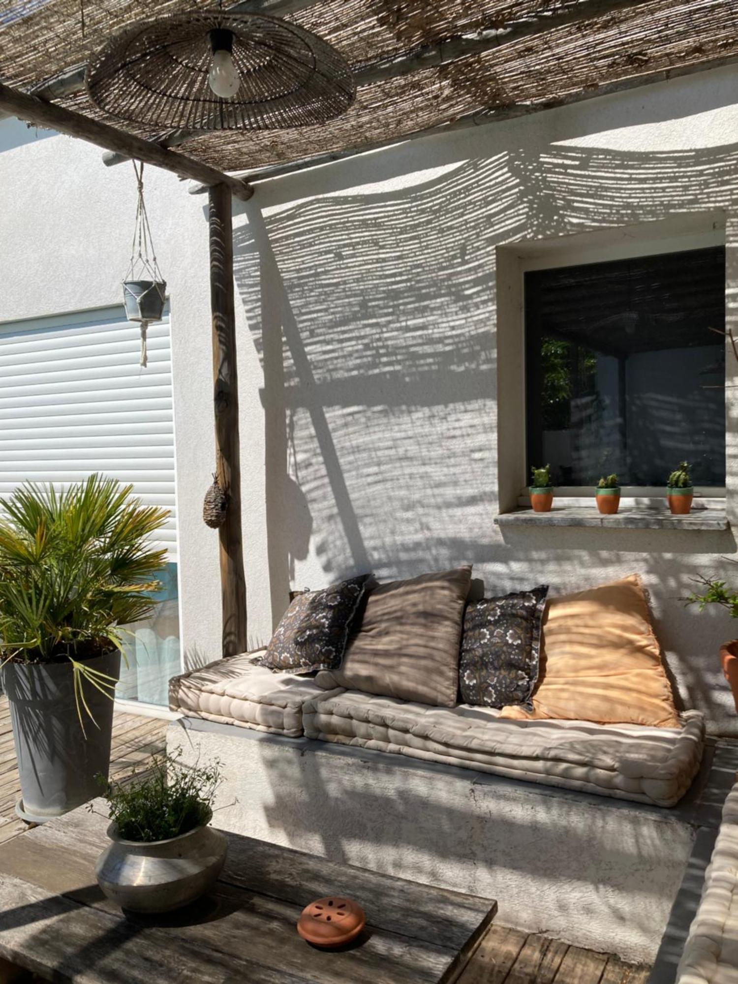 Maison D Hotes La Madeleine Bed & Breakfast